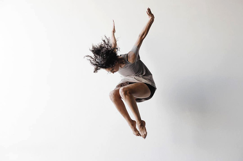 Kayla Banks leaping