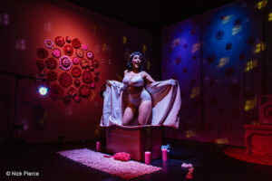 Photo of Sara Juli in "Burnt-Out Wife"